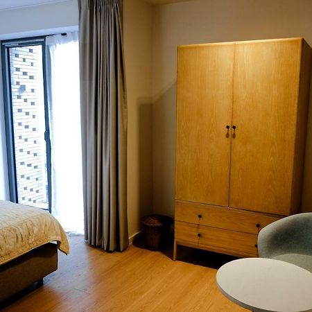 Modern Appartment In The Heart Of Gent Bagian luar foto