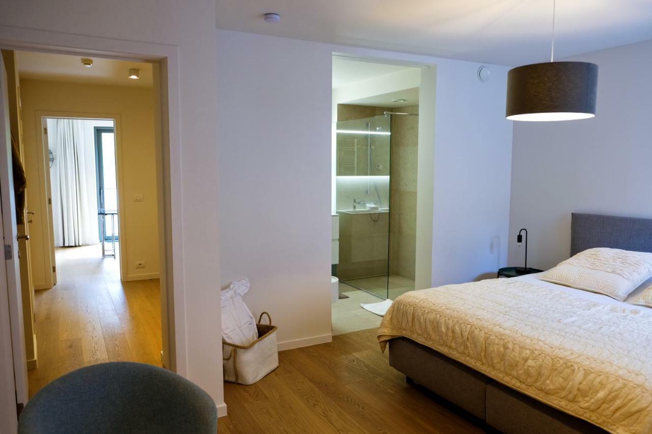Modern Appartment In The Heart Of Gent Bagian luar foto